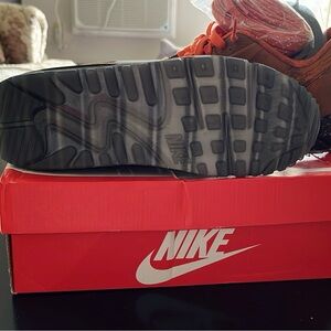 US Men Size 8.5 - Nike Air Max 90 QS Mars Landing - Brand New Deadstock